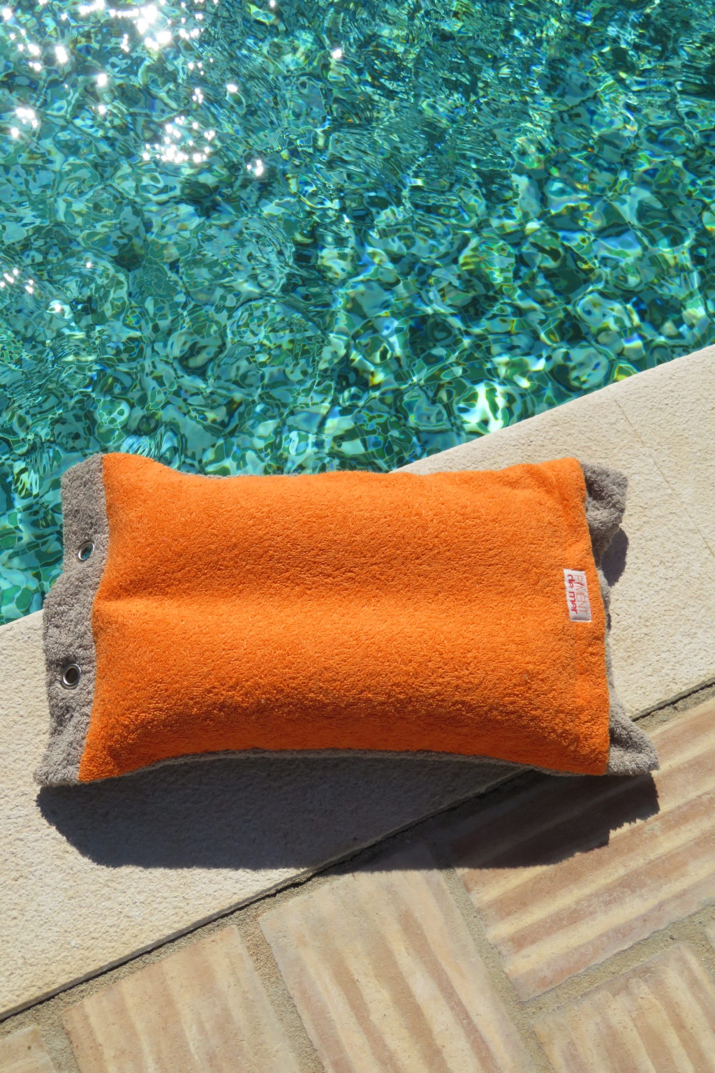 Coussin De Plage Fisura 'I'm Hot' - 29x12cm - Rose Polyester - Oreiller Voyage Camping Plage